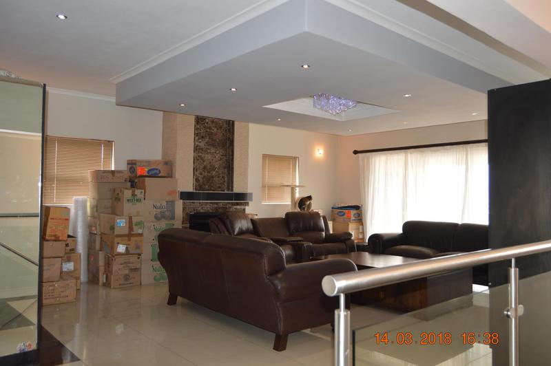 To Let 6 Bedroom Property for Rent in Kleinbron Estate Western Cape